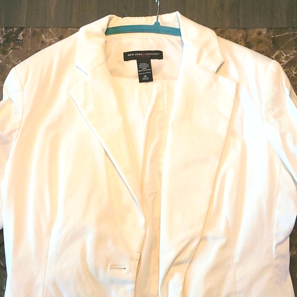 White stretch Pant suit